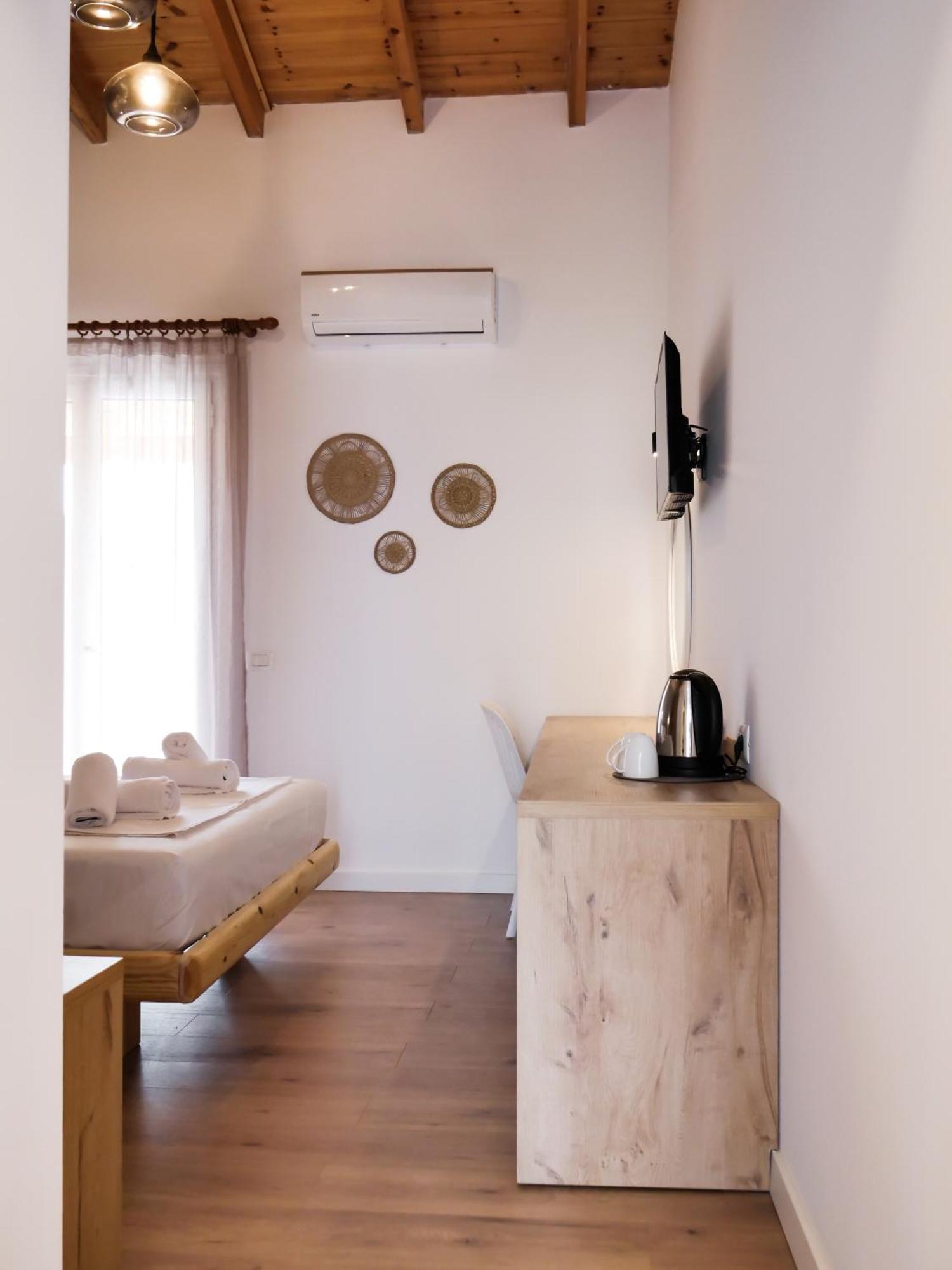 Orchard Retreat Aparthotel Himare Exterior photo