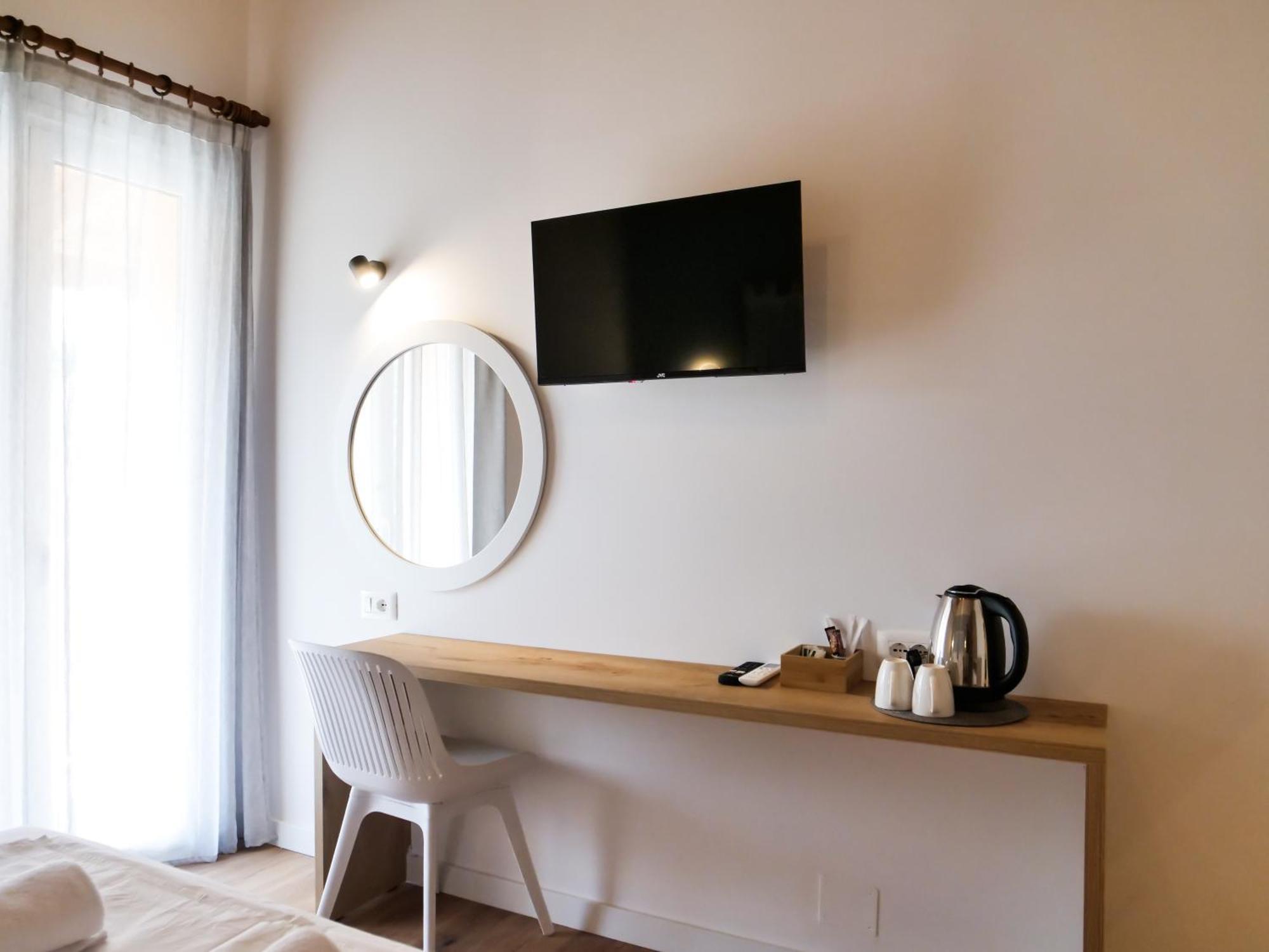 Orchard Retreat Aparthotel Himare Exterior photo